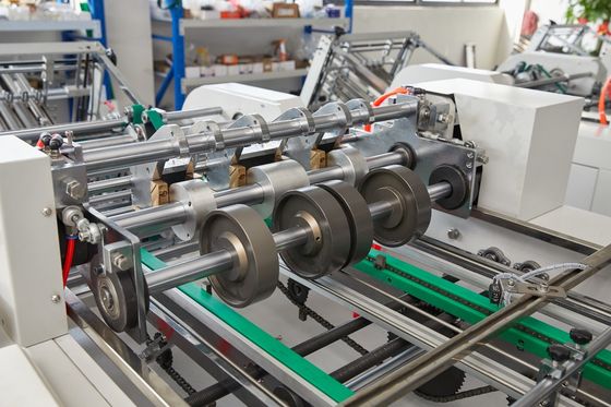 máquina de la fabricación de cajas de la hamburguesa