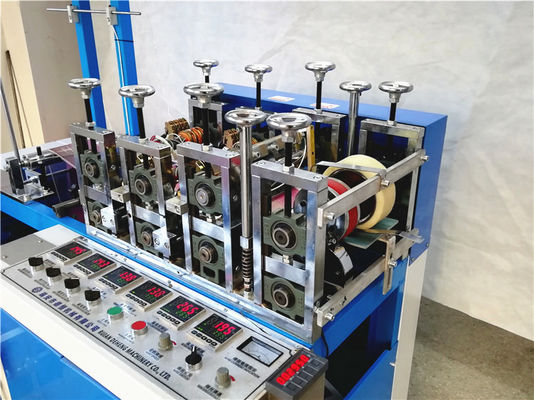 Máquina para hacer cubiertas de zapatos de plástico desechables de doble capa