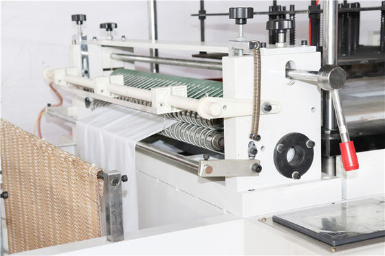Máquina para hacer delantal de plástico PE desechable